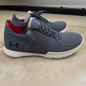 NEW Women’s UNDER ARMOUR Speedform Slingwrap Gray Size 8